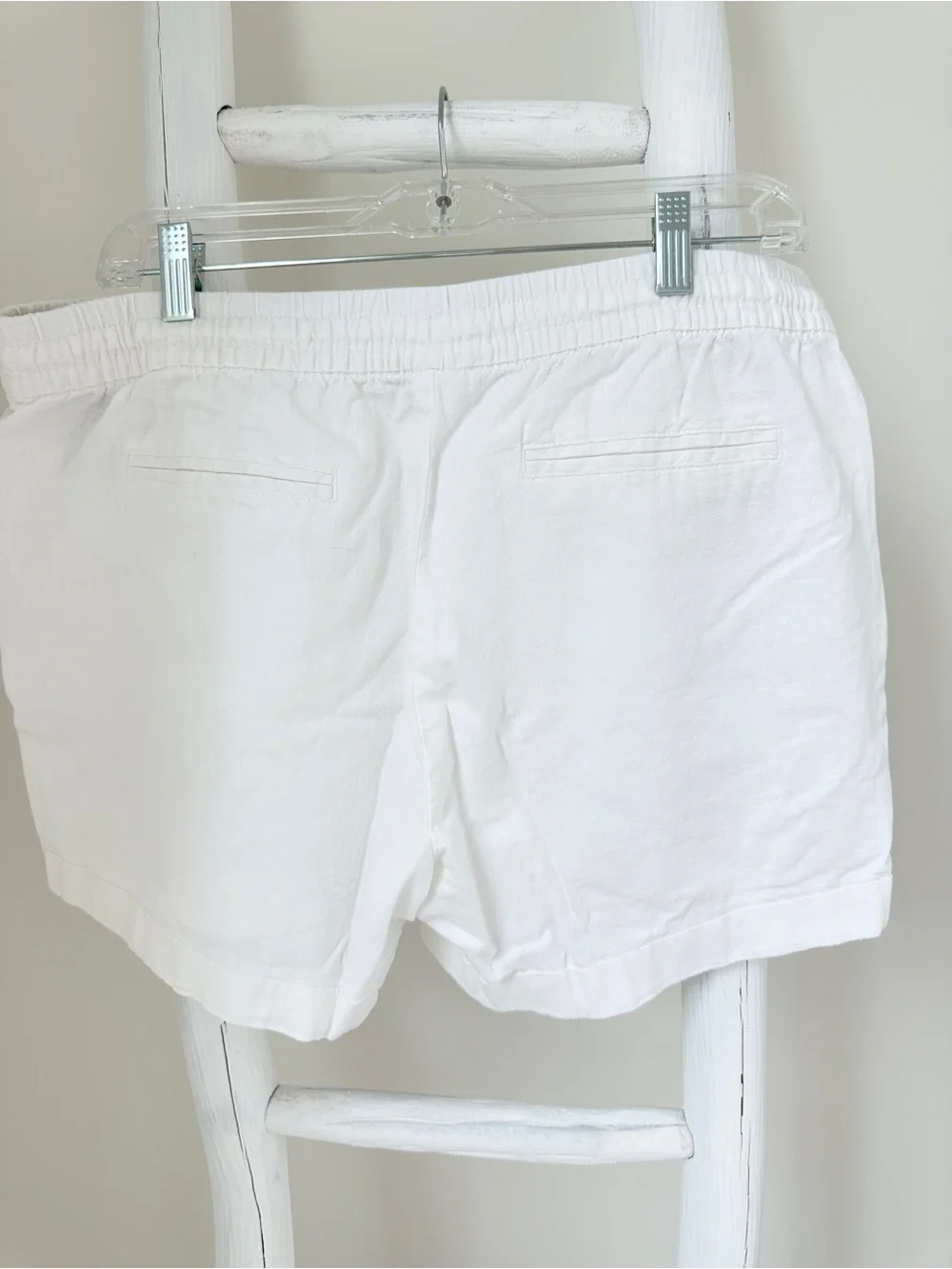 Old Navy White Drawstring Linen Blend 4” Shorts Size Large